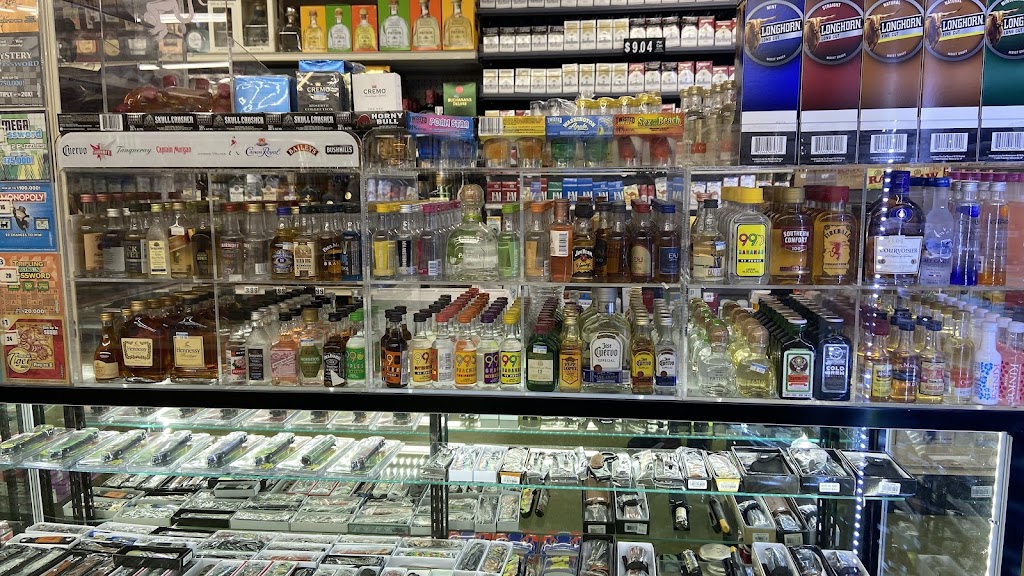 Fast Stop Liquor | meal takeaway | 301 W Canal Dr, Turlock, CA 95380, USA | 2096326527 OR +1 209-632-6527