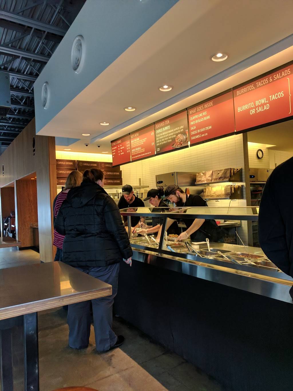 Chipotle Mexican Grill | restaurant | 583 Stillwater Ave, Bangor, ME 04401, USA | 2072625030 OR +1 207-262-5030