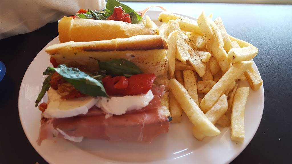 Tonys Pizza | restaurant | 533 Central Ave, St. Petersburg, FL 33701, USA | 7278964444 OR +1 727-896-4444