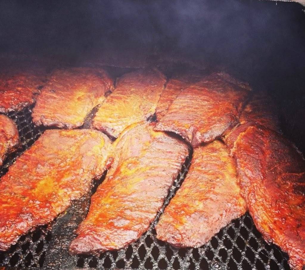 Phils Smokin BBQ | restaurant | 4347 W Third St, Dayton, OH 45417, USA | 9376108403 OR +1 937-610-8403