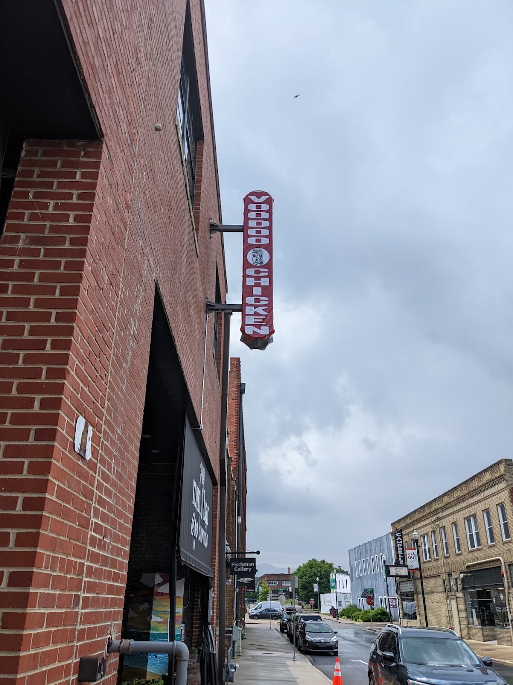 Voodoo Chicken JC | restaurant | 121 N Commerce St Ste 104, Johnson City, TN 37604, USA | 4234309709 OR +1 423-430-9709