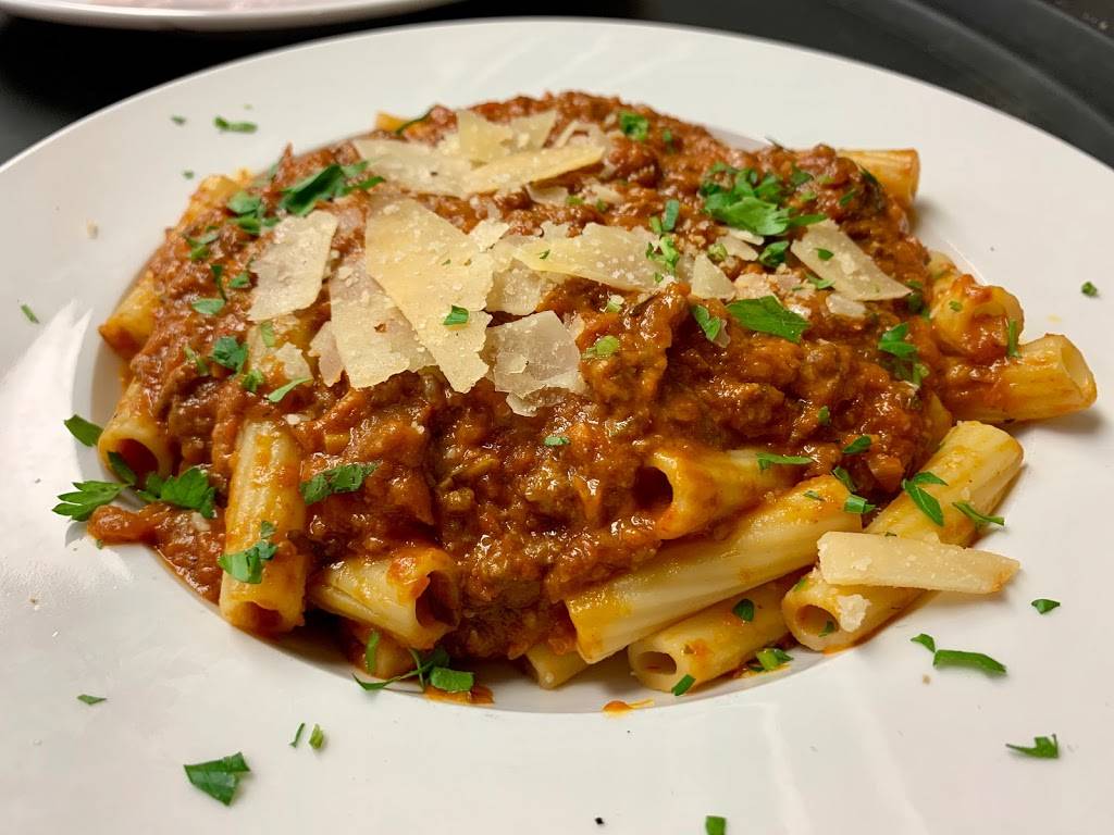 Josephines Italian Restaurant | restaurant | 5751 N Federal Hwy, Boca Raton, FL 33487, USA | 5619880668 OR +1 561-988-0668