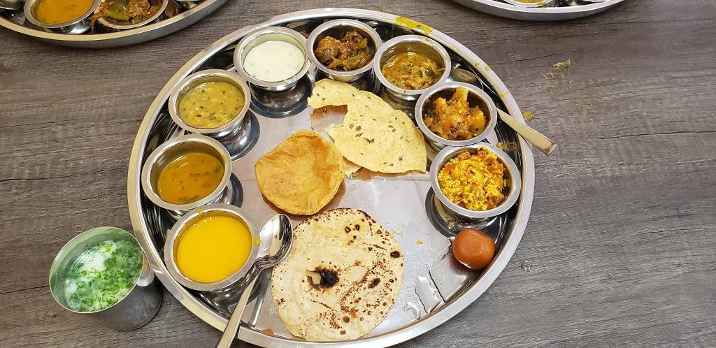 Rasovara - - Premium-Veg-Thali Indian Restaurant | restaurant | 8 Sheppard Ave W #2560, Mississauga, ON L5A 4E1, Canada | 9052323373 OR +1 905-232-3373