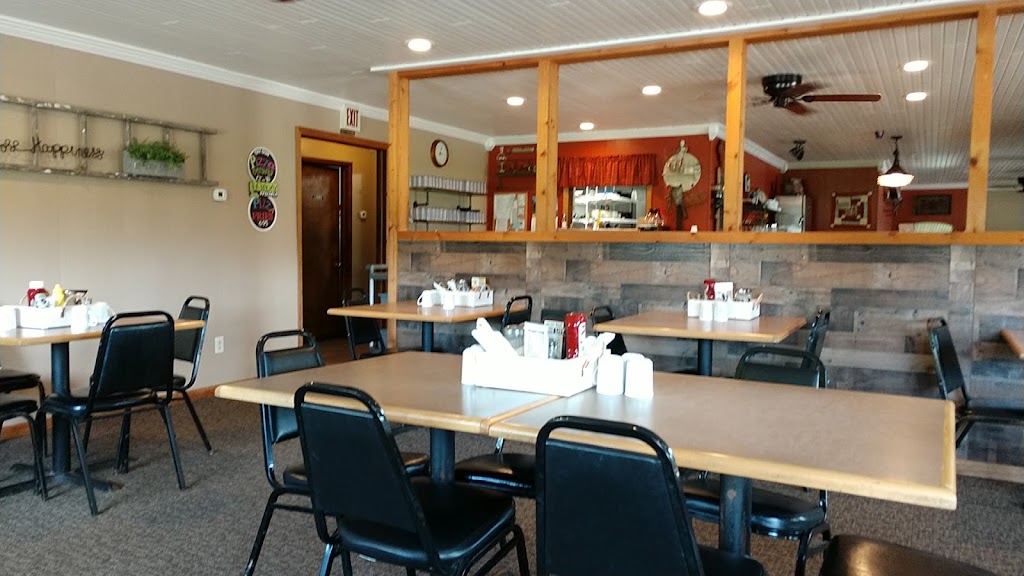 Colalillos Covered Wagon | restaurant | 9049 E County Rd B, Hawthorne, WI 54842, USA | 7153742260 OR +1 715-374-2260