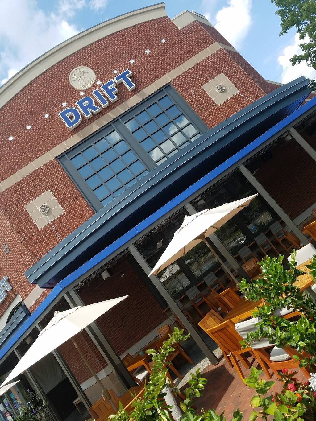 Drift Fish House & Oyster Bar | restaurant | The Avenue East Cobb, 4475 Roswell Rd #1410, Marietta, GA 30062, USA | 7706357641 OR +1 770-635-7641