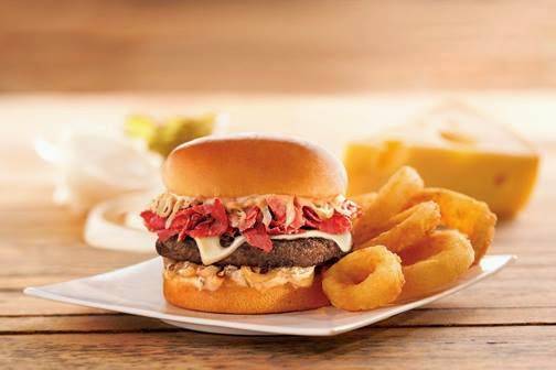 Big Boy | restaurant | 7800 Granger Rd, Cleveland, OH 44125, USA | 2165242576 OR +1 216-524-2576