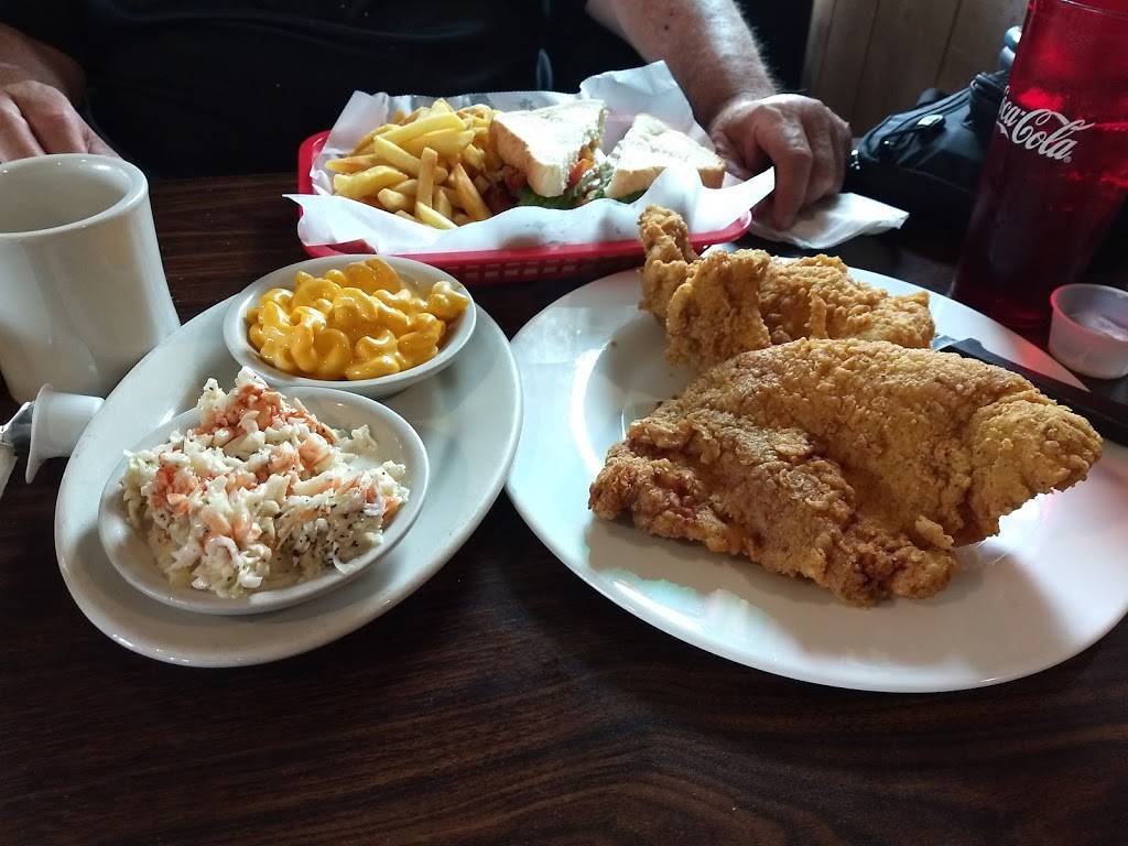 Cruis In Cafe | restaurant | 111 Four Locust Hwy, Keysville, VA 23947, USA | 4347364105 OR +1 434-736-4105