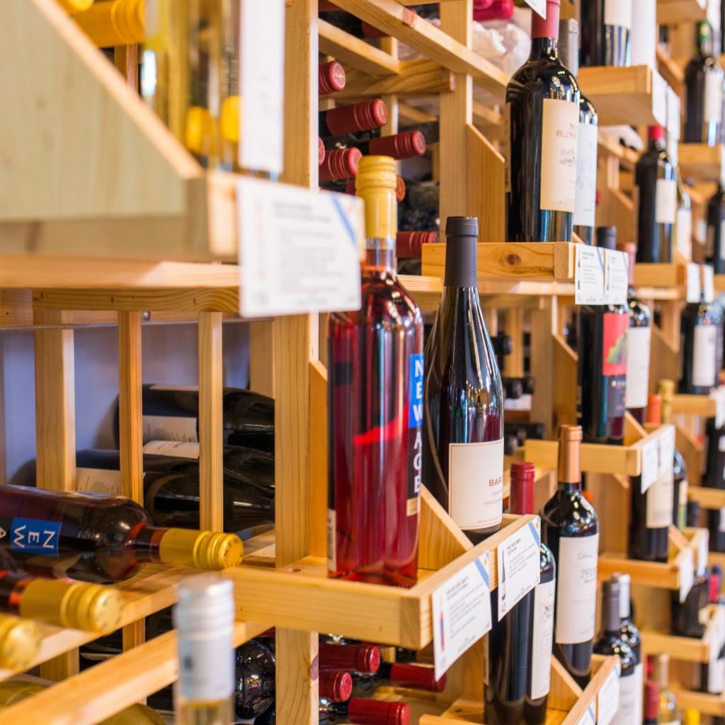 Itar Bistro • Market | restaurant | 7065 Westpointe Blvd #100, Orlando, FL 32835, USA | 4077570553 OR +1 407-757-0553