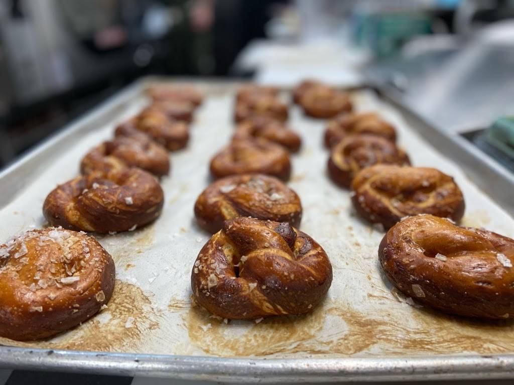 Chasing Sage: Everybody Loves Ramen | restaurant | 267 Rutledge Ave, Charleston, SC 29403, USA | 8544443402 OR +1 854-444-3402