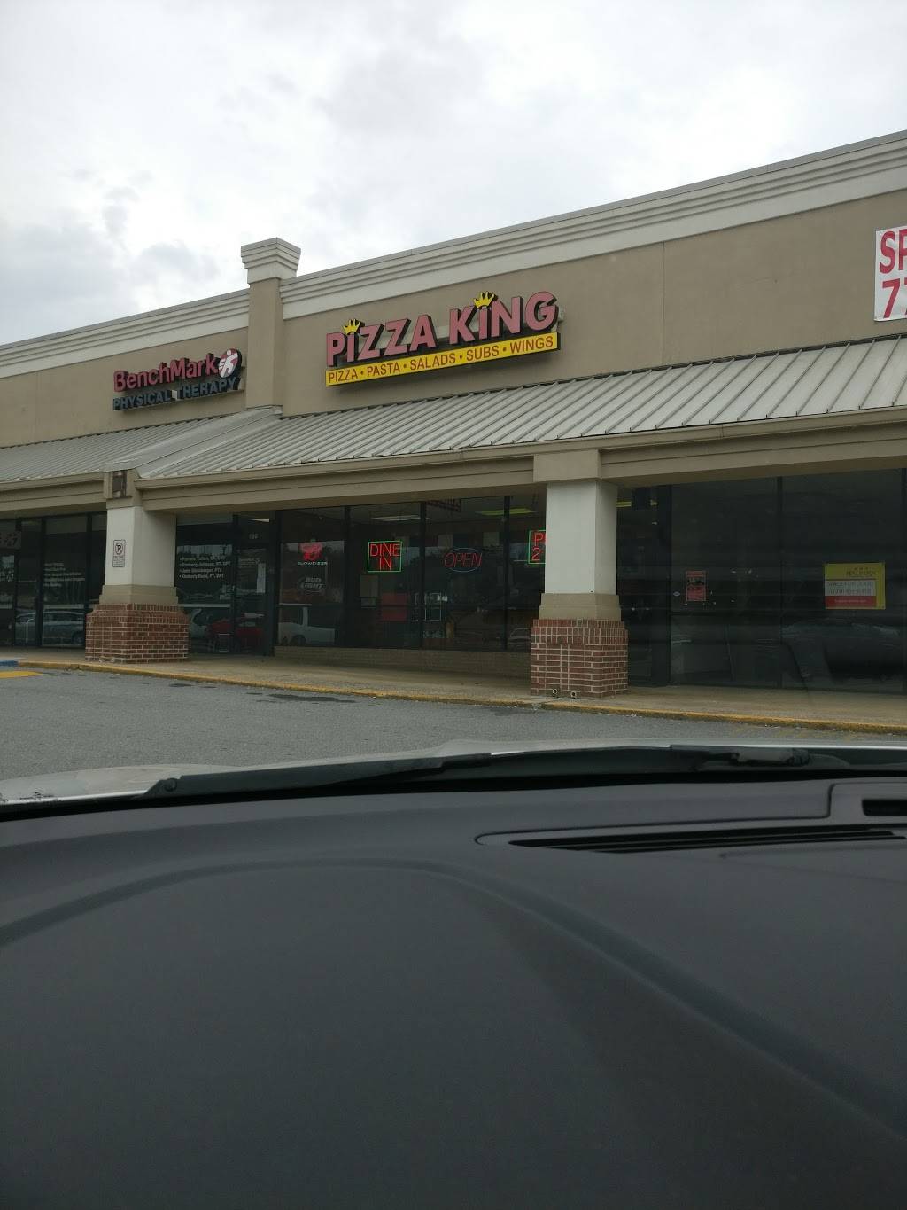Pizza King | restaurant | 200 Old Orchard Square, East Ellijay, GA 30540, USA | 7066356666 OR +1 706-635-6666