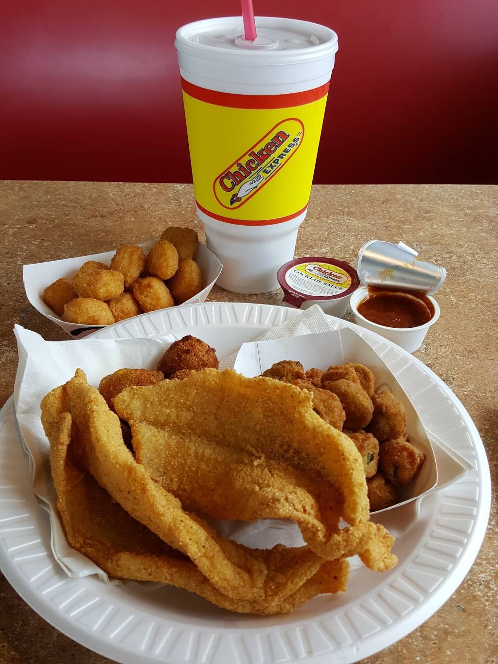 Chicken Express | restaurant | 7300 Garth Rd, Baytown, TX 77521, USA | 2814218400 OR +1 281-421-8400