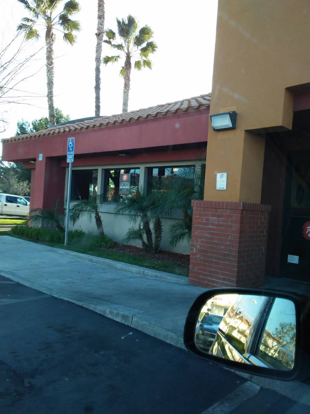 Pizza Hut | restaurant | 120 Stetson Ave, Hemet, CA 92543, USA | 9517651855 OR +1 951-765-1855