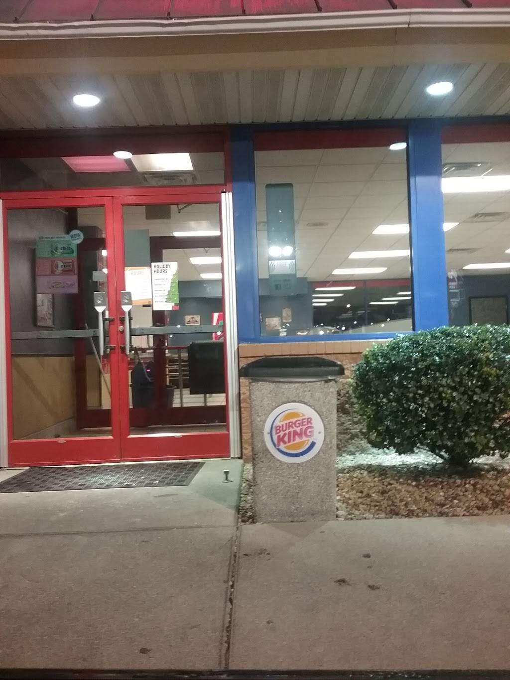 Burger King | restaurant | 2 Corvette Dr, Litchfield, IL 62056, USA | 2173214509 OR +1 217-321-4509