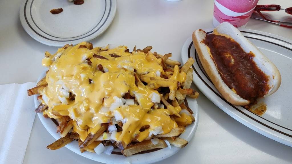 Hot Dog Shoppe | restaurant | 740 W Market St, Warren, OH 44481, USA | 3303957057 OR +1 330-395-7057