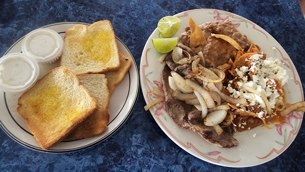 Checos Restaurant | restaurant | 3011 W, 3011 US-83 BUS, McAllen, TX 78501, USA | 9566864638 OR +1 956-686-4638