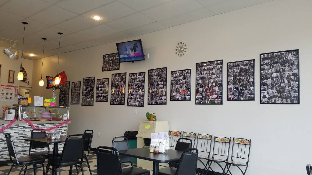 Richies Pizzeria & Grill | restaurant | 253 Vestal Pkwy E, Vestal, NY 13850, USA | 6072394074 OR +1 607-239-4074