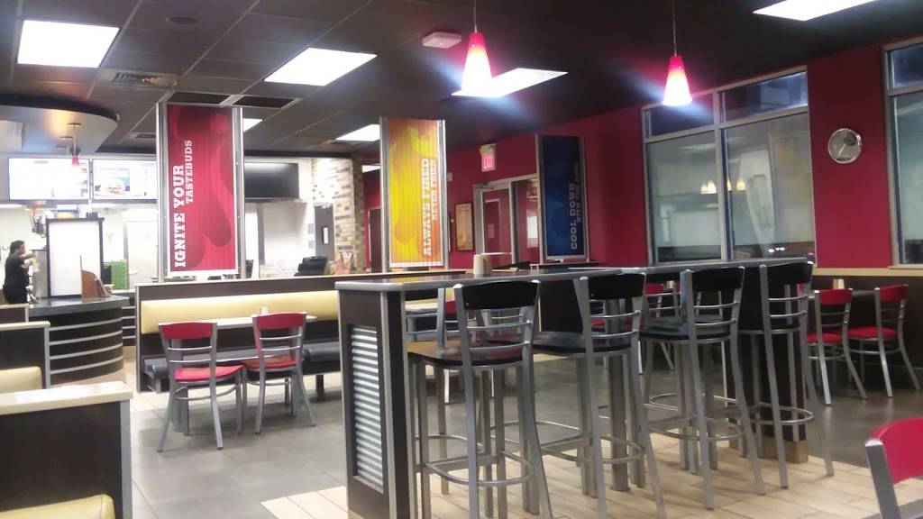 Burger King | restaurant | 736 S Sterling St, Morganton, NC 28655, USA | 8284377672 OR +1 828-437-7672