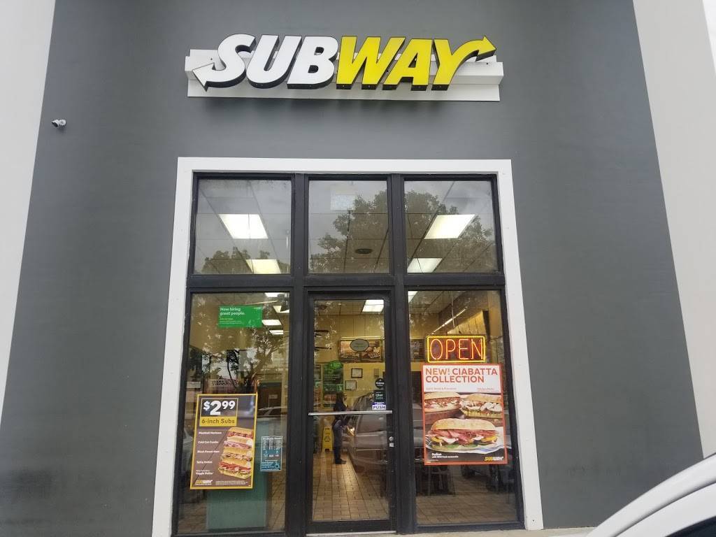 Subway | restaurant | 2360 W 68th St, Hialeah, FL 33016, USA | 3053629366 OR +1 305-362-9366