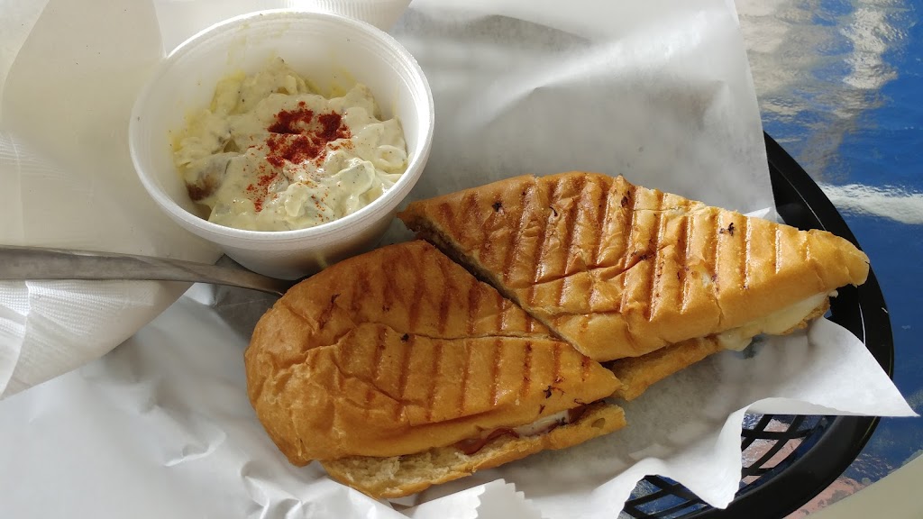 Yiotas Greek Deli | restaurant | 130 Miracle Strip Pkwy, Mary Esther, FL 32569, USA | 8503127836 OR +1 850-312-7836