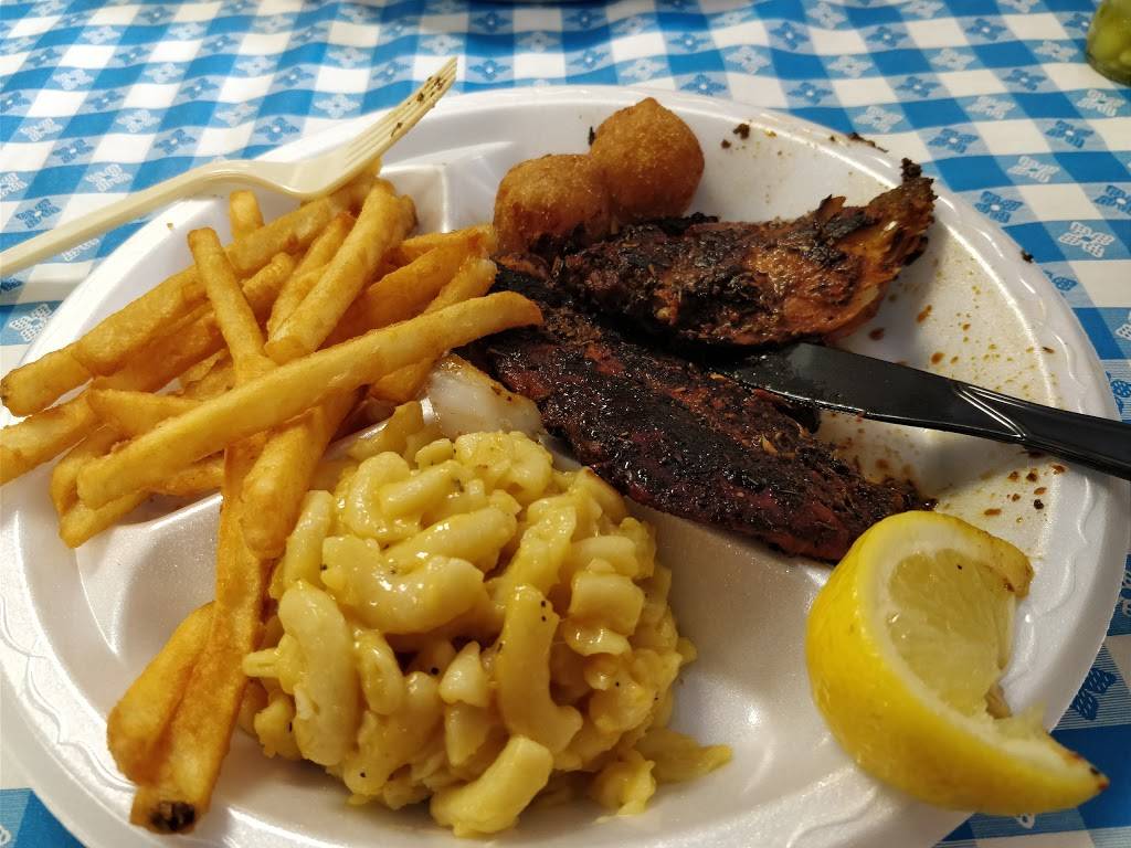 The Sea Shack | restaurant | 6 Executive Park Rd, Hilton Head Island, SC 29928, USA | 8437852464 OR +1 843-785-2464