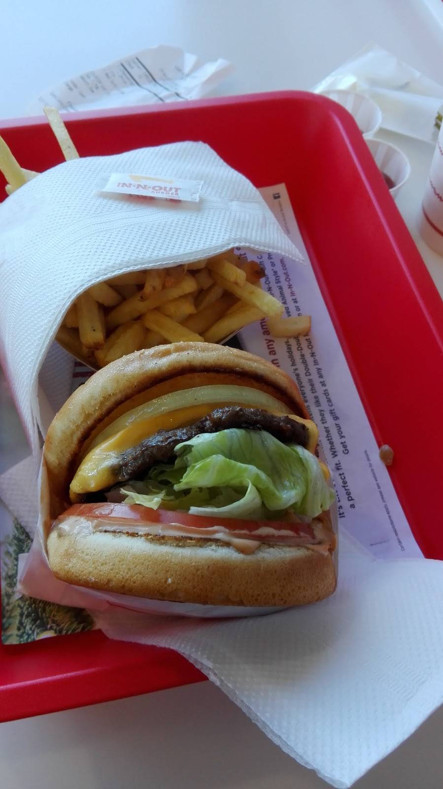 In-N-Out Burger | restaurant | 2305 Compton Ave, Corona, CA 92881, USA | 8007861000 OR +1 800-786-1000