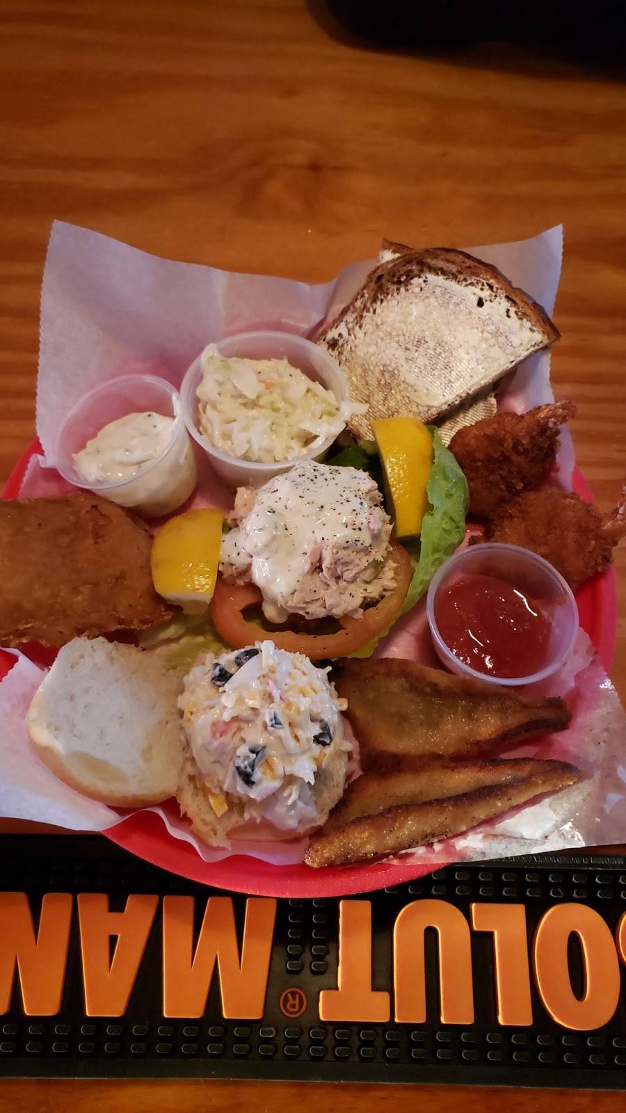 Pinky’s Bar and Grill | restaurant | 2123 N 15th St, Sheboygan, WI 53081, USA | 9207836605 OR +1 920-783-6605