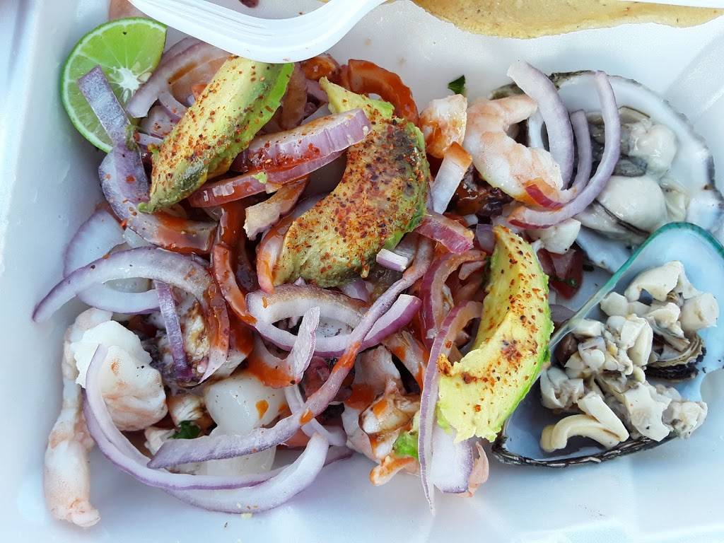 Mariscos Alex | restaurant | 4269 Fairmount Ave, San Diego, CA 92105, USA | 6196353858 OR +1 619-635-3858