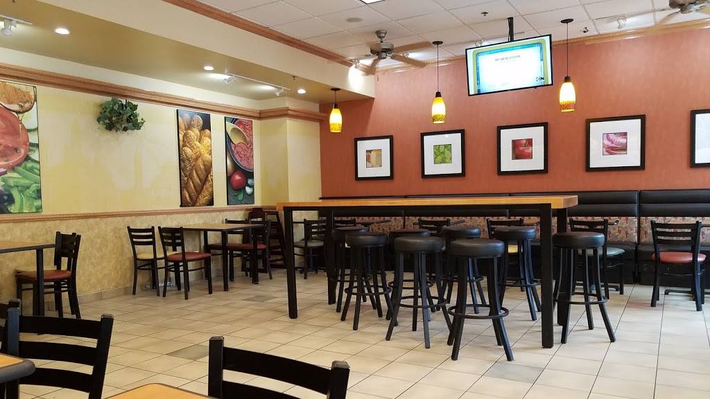 Subway | meal takeaway | 630 S Clark St Space #0110, Chicago, IL 60605, USA | 3123416000 OR +1 312-341-6000