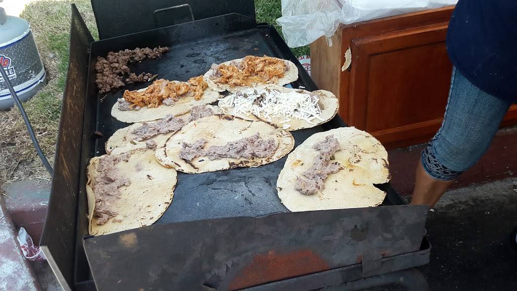 ANTOJITOS JAIMES | restaurant | 11220 S Broadway, Los Angeles, CA 90061, USA | 3233200267 OR +1 323-320-0267