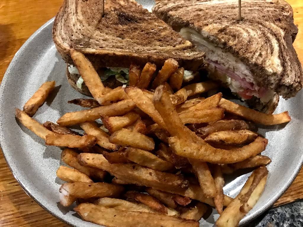 Log Cabin Inn | restaurant | 9792, 430 Perry Hwy, Harmony, PA 16037, USA | 7244524155 OR +1 724-452-4155