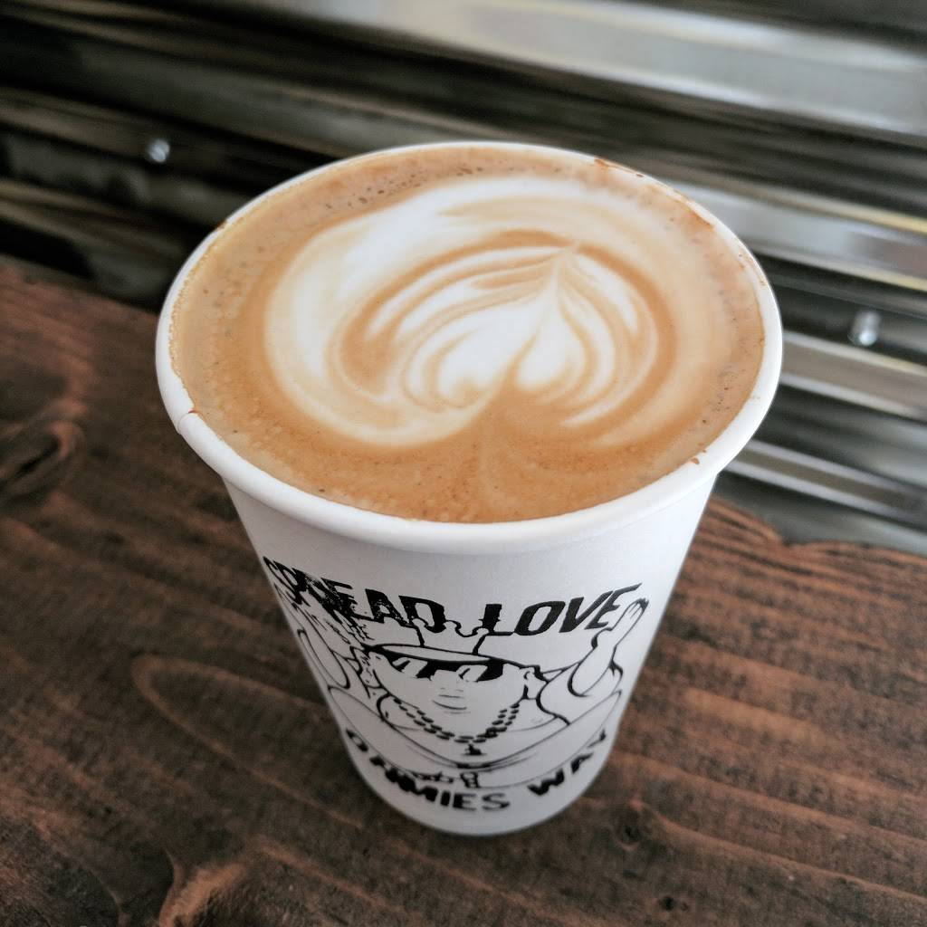 Ohmies Coffee Bar + Yoga Studio | cafe | 919 N Wood Ave, Roselle, NJ 07203, USA | 9082411602 OR +1 908-241-1602