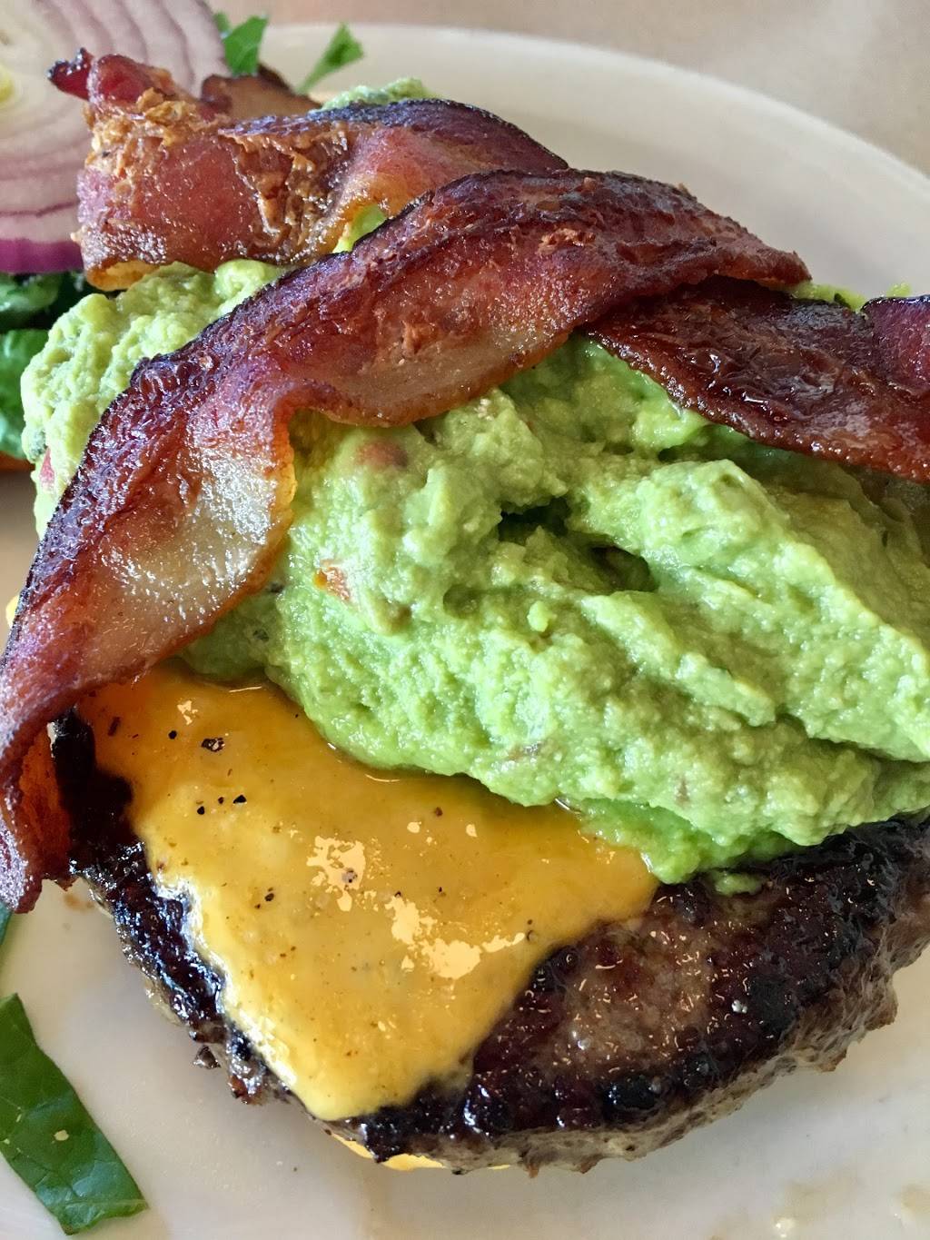 Mikes At the Crossroads | restaurant | 7665 Old Redwood Hwy, Cotati, CA 94931, USA | 7076659999 OR +1 707-665-9999