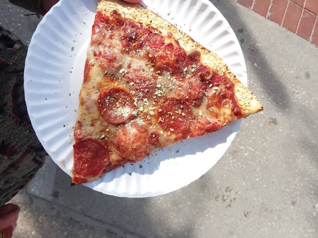 Slice of folly | meal takeaway | 16b Center St, Folly Beach, SC 29439, USA | 8439000059 OR +1 843-900-0059