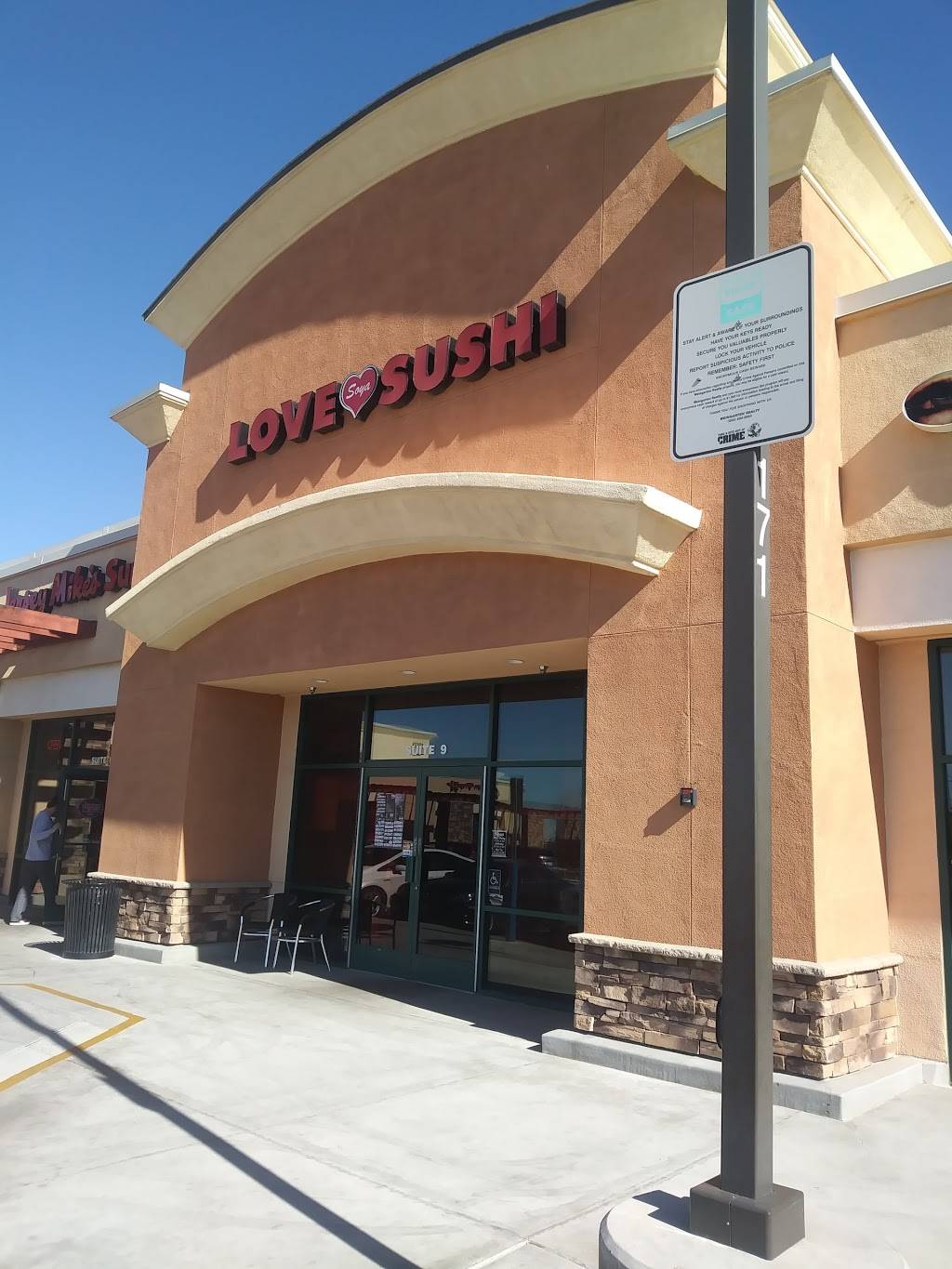 Love Soya Sushi | restaurant | 19179 Bear Valley Rd, Apple Valley, CA 92308, USA | 7602408292 OR +1 760-240-8292