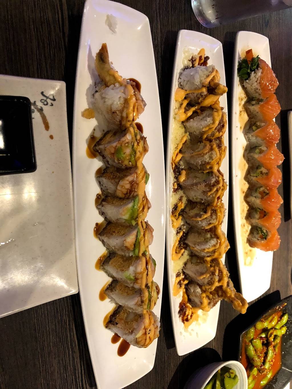 Xevichez Sushi Bar | restaurant | 24250 Town Center Dr #180, Santa Clarita, CA 91355, USA | 6612881477 OR +1 661-288-1477