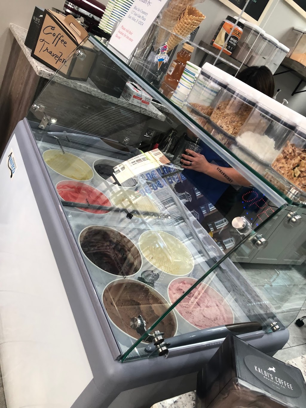 Cafe de Blaire | cafe | 442 N 4th St, St. Louis, MO 63102, USA | 3147377701 OR +1 314-737-7701