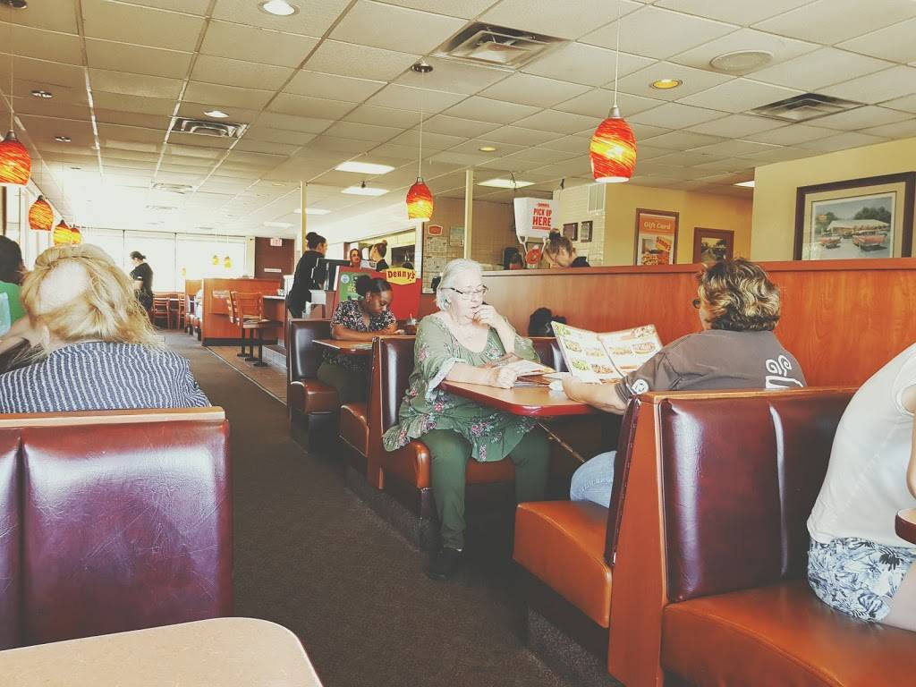 Dennys | restaurant | 3000 S Congress Ave, Palm Springs, FL 33461, USA | 5619674528 OR +1 561-967-4528