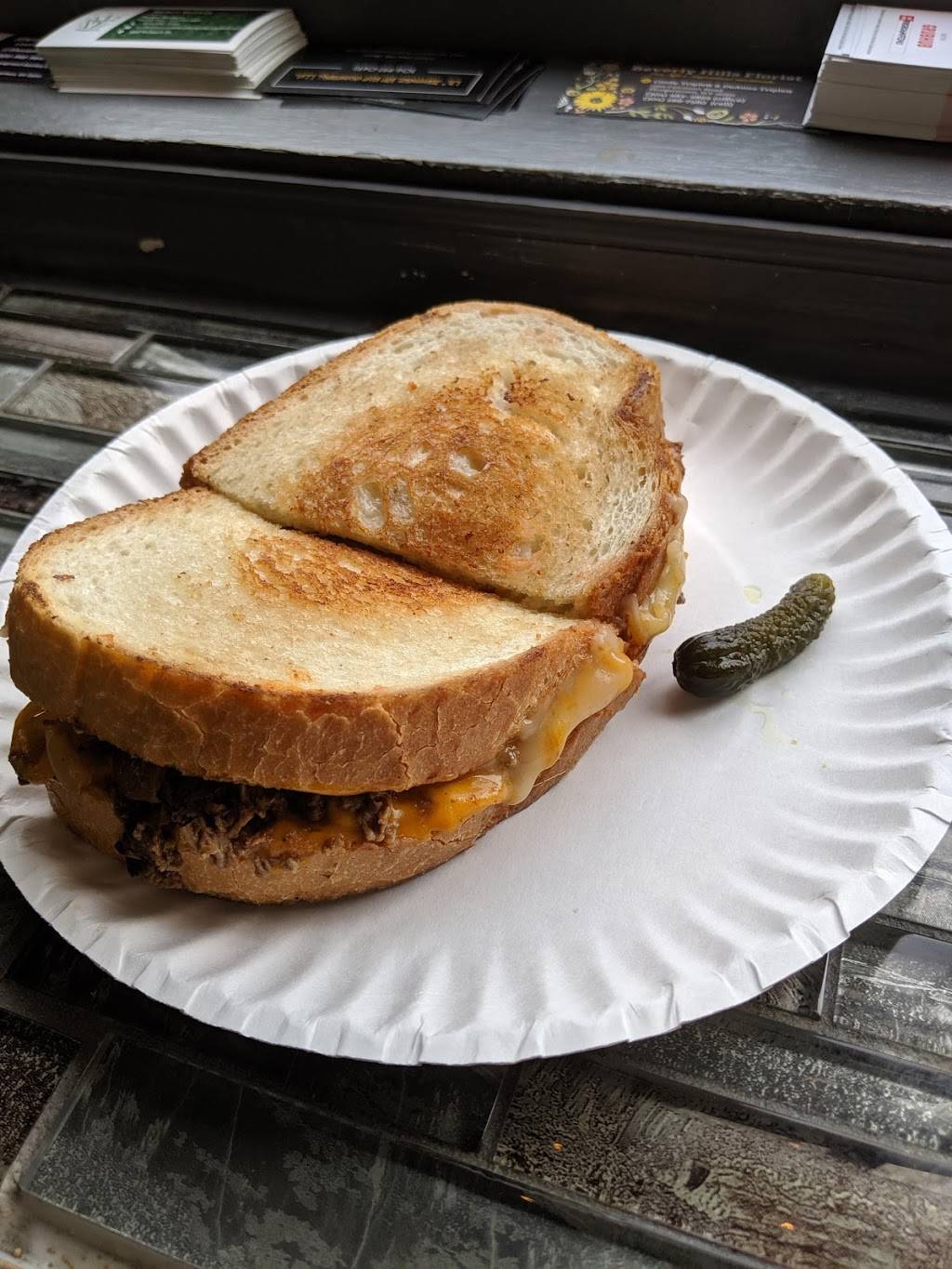 Cheese Louise | restaurant | 994 Willey St, Morgantown, WV 26505, USA | 3043224242 OR +1 304-322-4242