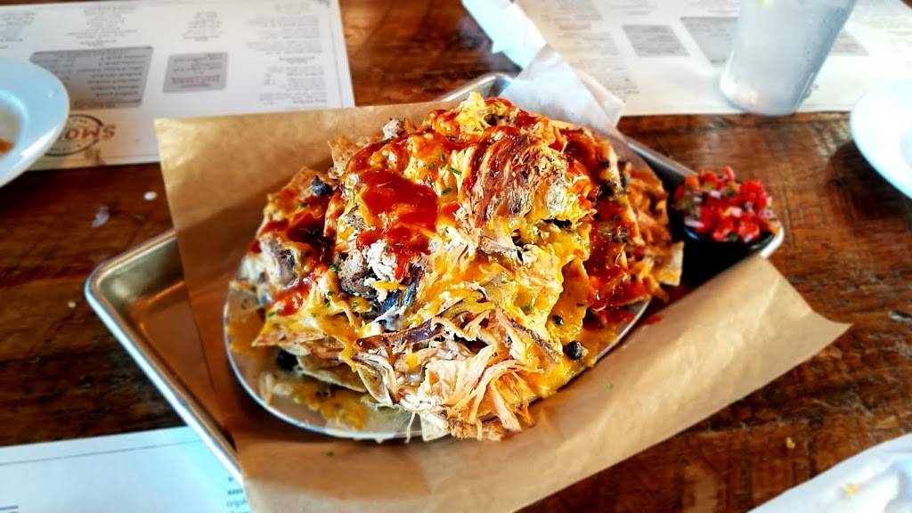 Smoked Kitchen & Tap | restaurant | 2025 Library Ave, Crozet, VA 22932, USA | 4342054881 OR +1 434-205-4881