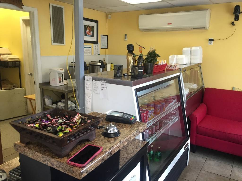 Na Ha Thais Kitchen | restaurant | 471 York Rd, Guelph, ON N1E 3J1, Canada | 5193621467 OR +1 519-362-1467