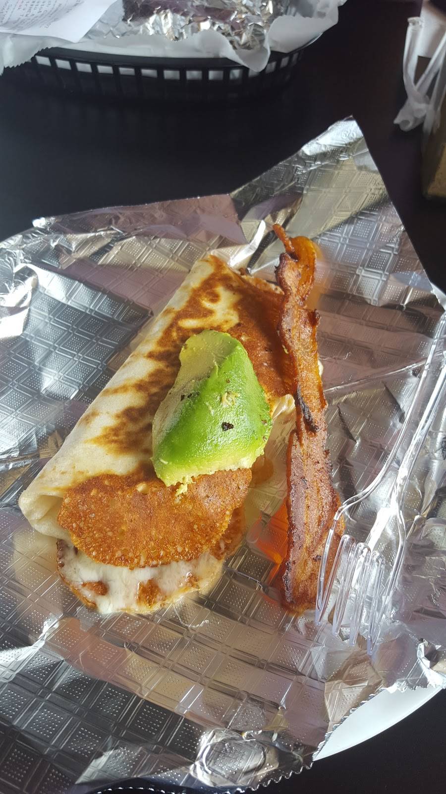 Güeros Taco Diner | restaurant | 20323 Huebner Rd #111, San Antonio, TX 78258, USA | 2105382739 OR +1 210-538-2739