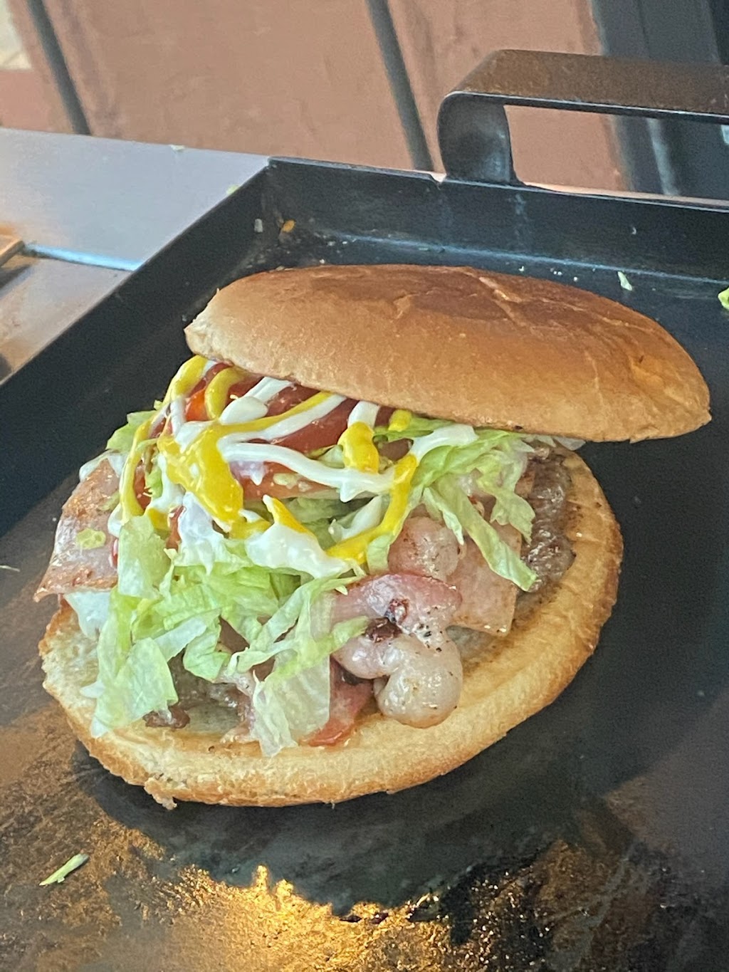 Whispers Bar & Lounge | restaurant | 201 W Del Mar Blvd Suite 6, Laredo, TX 78041, USA | 9562361111 OR +1 956-236-1111