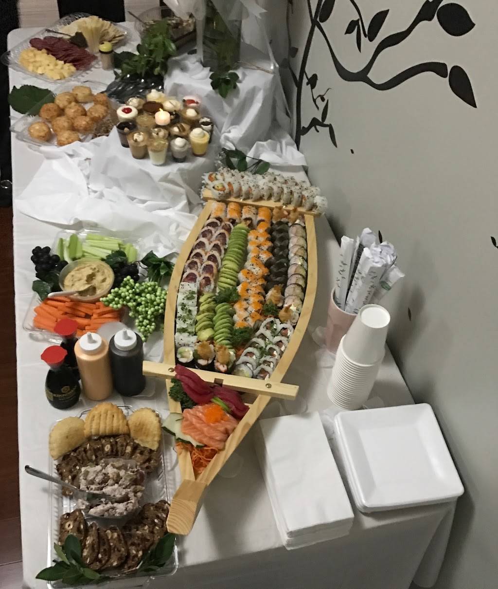 Sushi2mee | restaurant | 11865 SW 26th St c26, Miami, FL 33175, USA | 7867032390 OR +1 786-703-2390