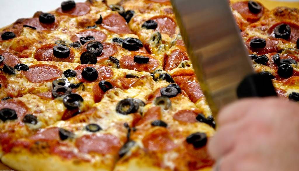 Odd Moes Pizza | meal delivery | 4815 Commercial St SE #140, Salem, OR 97306, USA | 5035883232 OR +1 503-588-3232