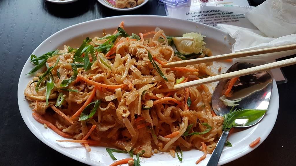 Stickers Asian Cafe | restaurant | 6808 SE Milwaukie Ave, Portland, OR 97202, USA | 5032398739 OR +1 503-239-8739