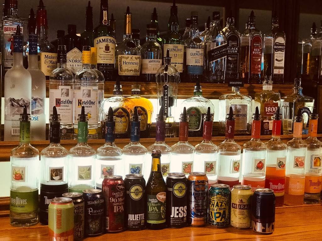 RAIL TRAIL ALE HOUSE | restaurant | 23 Point Grove Rd, Southwick, MA 01077, USA | 4139980555 OR +1 413-998-0555