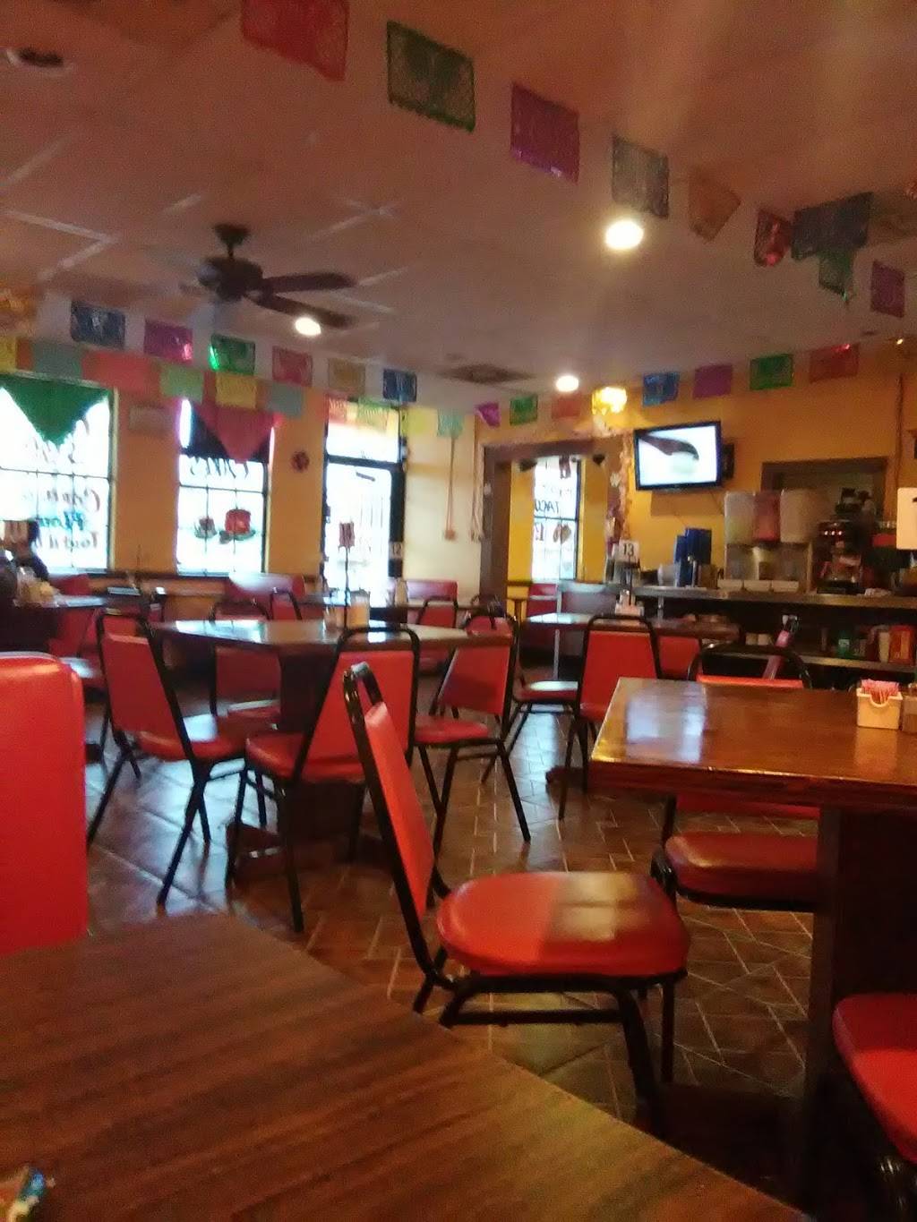 Iselas Tacos | restaurant | 3650 Culebra Rd, San Antonio, TX 78228, USA | 2104682240 OR +1 210-468-2240