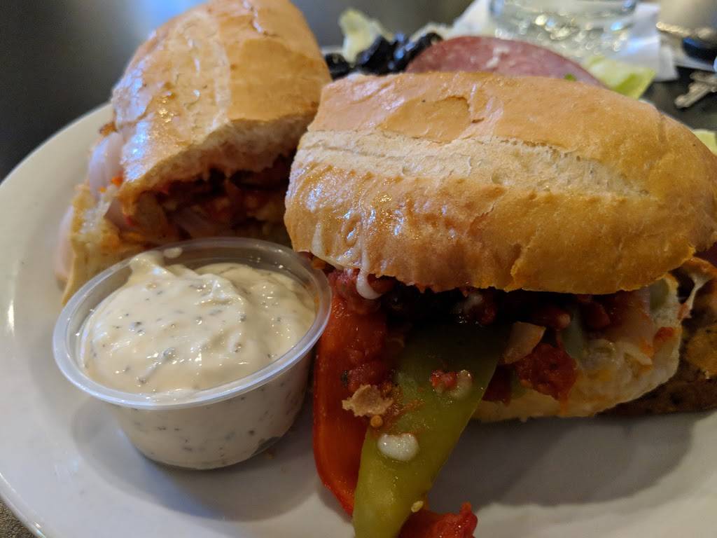 Antonuccis Italian & Seafood Restaurant | night club | 24190 Alicia Pkwy, Mission Viejo, CA 92691, USA | 9494724332 OR +1 949-472-4332