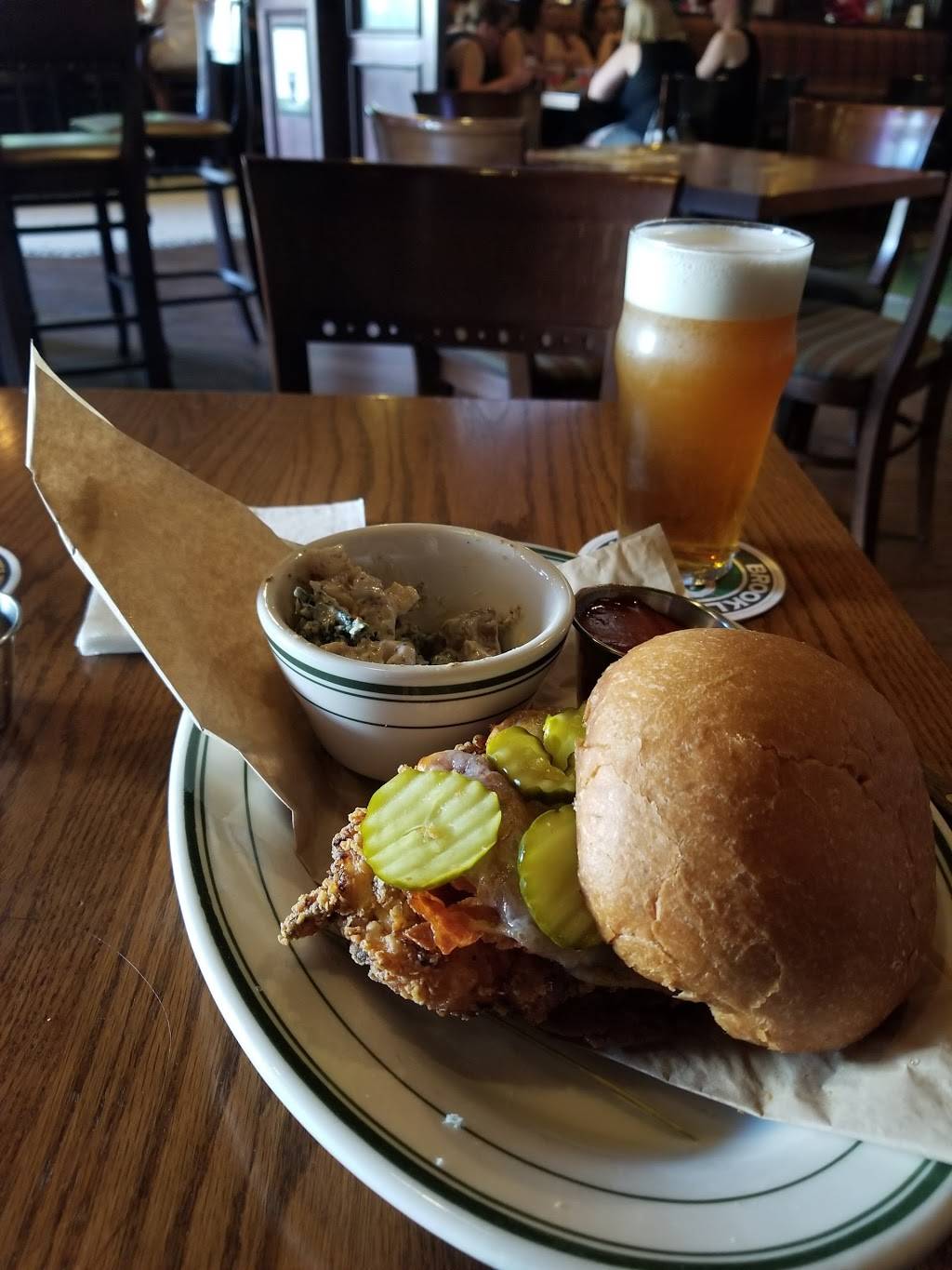 Jack & Gingers | restaurant | 11500B Rock Rose, Austin, TX 78758, USA | 5123503738 OR +1 512-350-3738