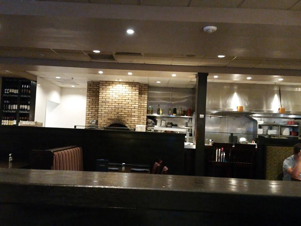 Carrabbas Italian Grill | restaurant | 33983 US Hwy 19 N, Palm Harbor, FL 34684, USA | 7277878910 OR +1 727-787-8910